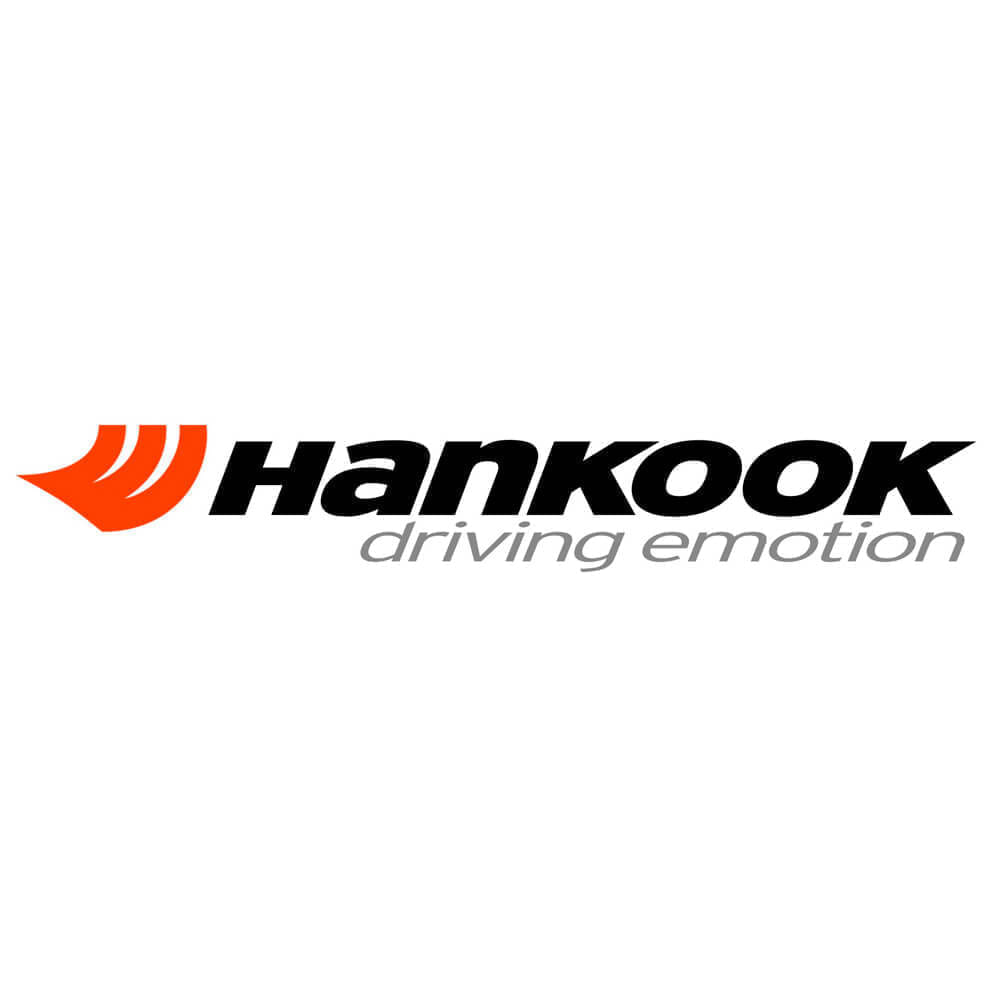 Selo da marca Hankook com o texto 'driving emotion' em fundo branco