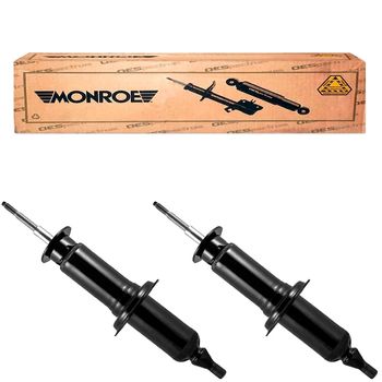 Amortecedores-dianteiros-Monroe-para-Ford-Corcel-78-a-81-com-carro-do-modelo-ao-fundo--Ideal-para-reposicao-e-performance-