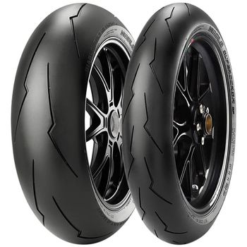Dois-pneus-de-moto-Pirelli-Diablo-Supercorsa-SP-180-55R17-e-120-70R17-com-design-agressivo-e-perfil-alto-