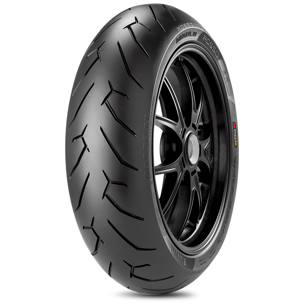 Etiqueta de eficiência do pneu Pirelli Diablo Rosso 2 mostrando resistência, frenagem e ruído