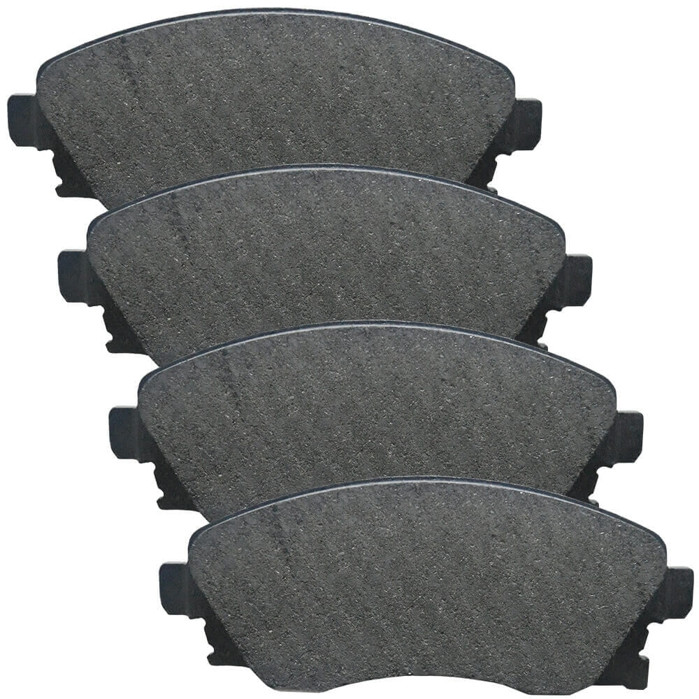 Conjunto de quatro pastilhas de freio pretas em fundo branco