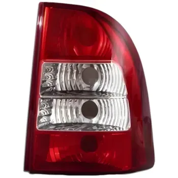 Lanterna-Traseira-Bicolor-Fiat-Strada-2005-a-2009-Direito-Fiat-Princip